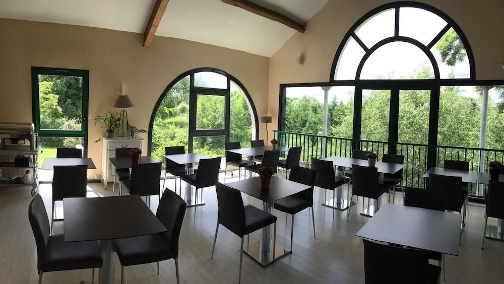 Golf Hotel Colvert Levernois Buitenkant foto