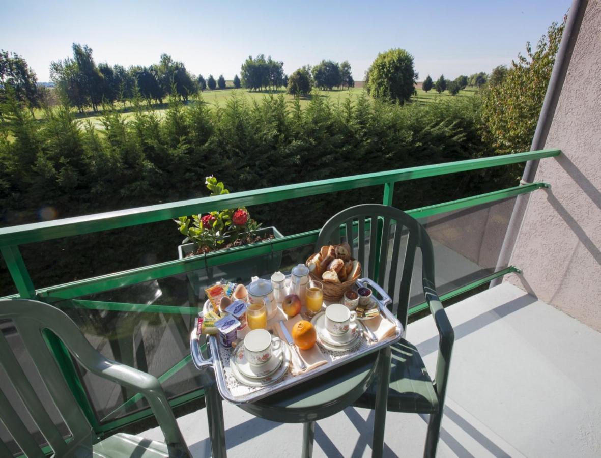 Golf Hotel Colvert Levernois Buitenkant foto